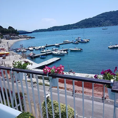 Appartement Openspace Fronte Mare Esclusivo Due Letti Matrimoniali A Portovenere *